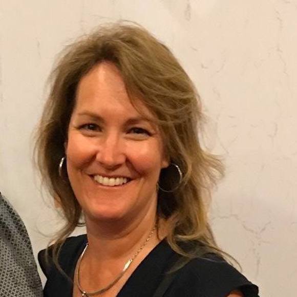 Meet your Posher, Lisa - Picture 1 of 1